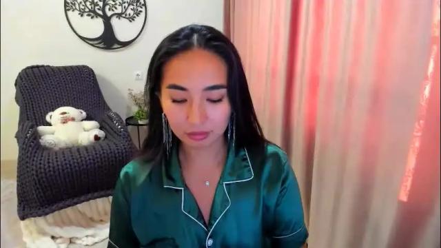 Image 10 of worldofkim Stream on Chaturbate on 1 month ago