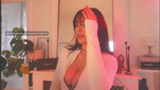 Image 10 of worshipbrielle Stream on Chaturbate on 1 month ago