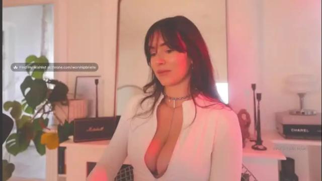 Image 2 of worshipbrielle Stream on Chaturbate on 1 month ago