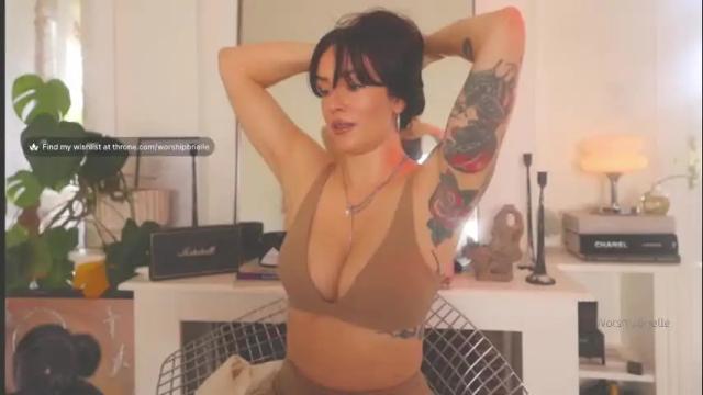 Image 10 of worshipbrielle Stream on Chaturbate on 1 month ago