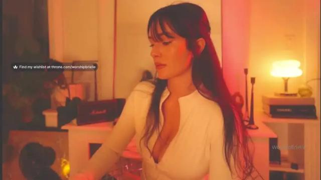 Image 12 of worshipbrielle Stream on Chaturbate on 1 month ago
