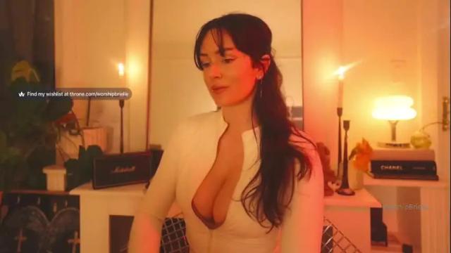 Image 3 of worshipbrielle Stream on Chaturbate on 2 months ago