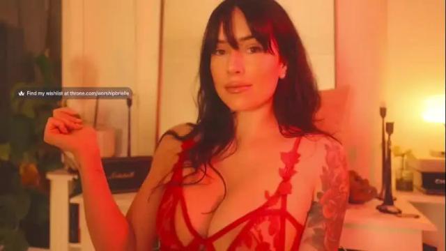 Image 3 of worshipbrielle Stream on Chaturbate on 1 month ago