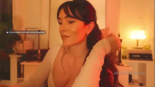 Image 10 of worshipbrielle Stream on Chaturbate on 1 month ago
