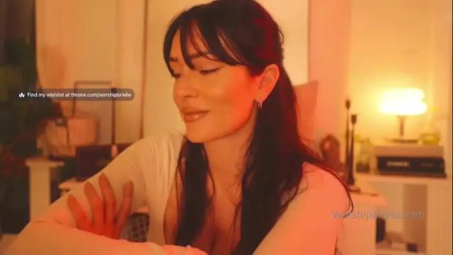 Image 6 of worshipbrielle Stream on Chaturbate on 1 month ago