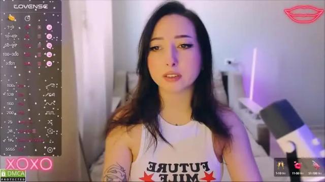 Image 4 of wow_sue Stream on Chaturbate on 14 months ago