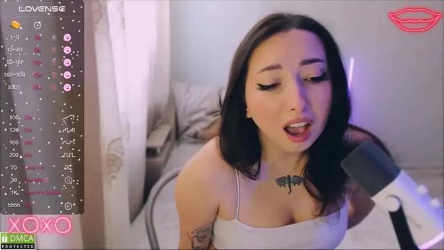 Image 6 of wow_sue Stream on Chaturbate on 14 months ago