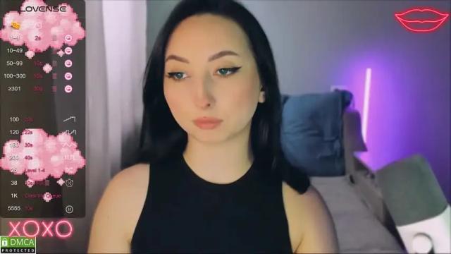 Image 11 of wow_sue Stream on Chaturbate on 14 months ago
