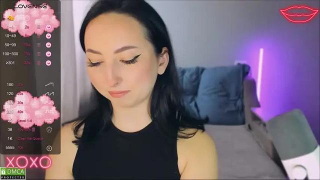 Image 3 of wow_sue Stream on Chaturbate on 14 months ago