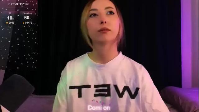 Image 2 of wow_sue Stream on Chaturbate on 1 month ago