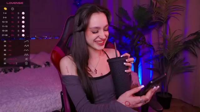 Image 2 of wowkatina Stream on Chaturbate on 17 months ago