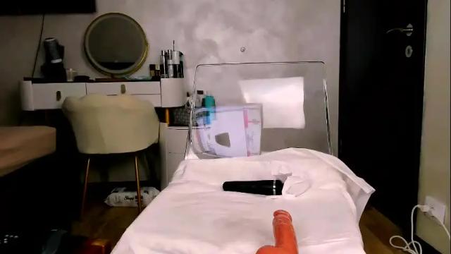 Image 8 of wowsquirt Stream on Chaturbate on 11 days ago