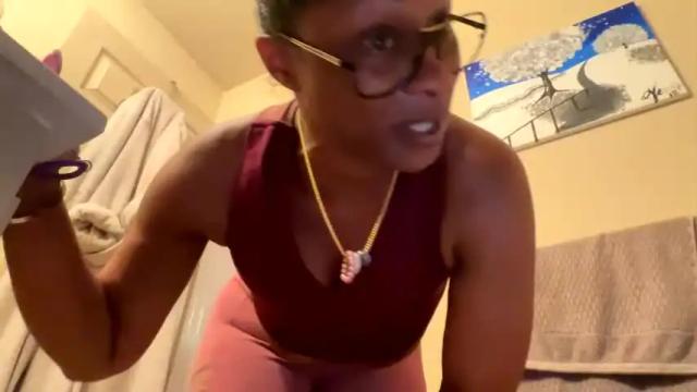 Image 2 of wynterheat Stream on Chaturbate on 13 months ago