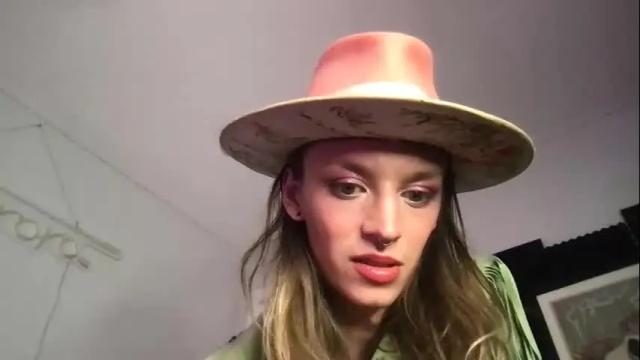 Image 2 of wytransgal Stream on Chaturbate on 17 months ago