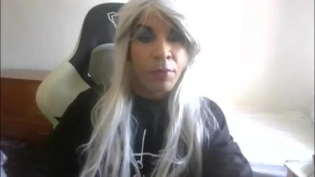 Image 3 of x225792i Stream on Chaturbate on 26 days ago
