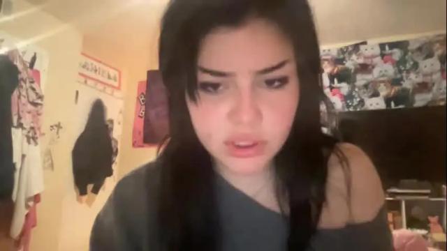 Image 2 of x3rawrprincess Stream on Chaturbate on 15 months ago