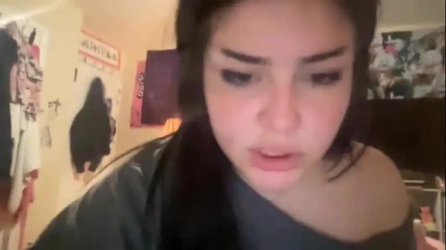 Image 4 of x3rawrprincess Stream on Chaturbate on 15 months ago