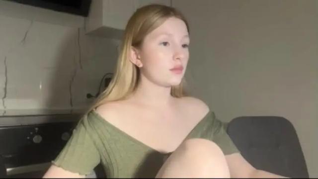 Image 11 of x__ivy_x Stream on Chaturbate on 15 months ago