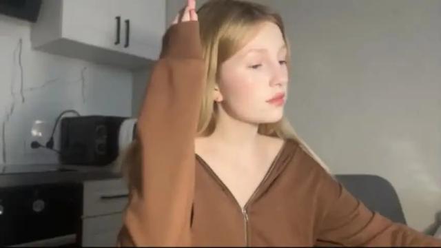 Image 2 of x__ivy_x Stream on Chaturbate on 14 months ago