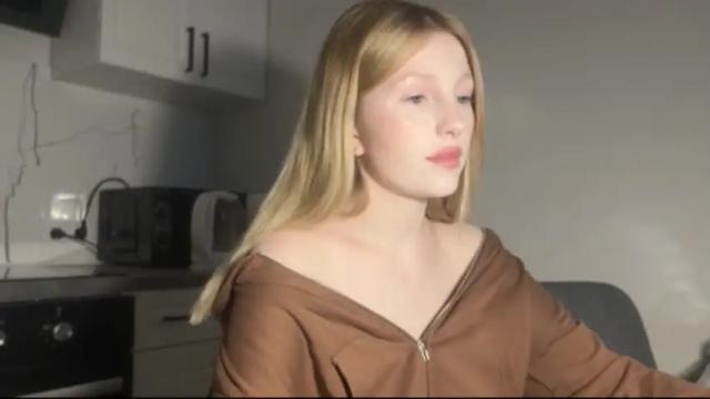 Image 8 of x__ivy_x Stream on Chaturbate on 14 months ago