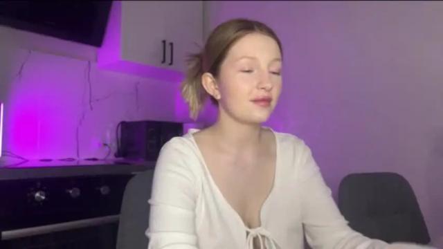 Image 2 of x__ivy_x Stream on Chaturbate on 13 months ago