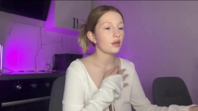 Image 8 of x__ivy_x Stream on Chaturbate on 13 months ago