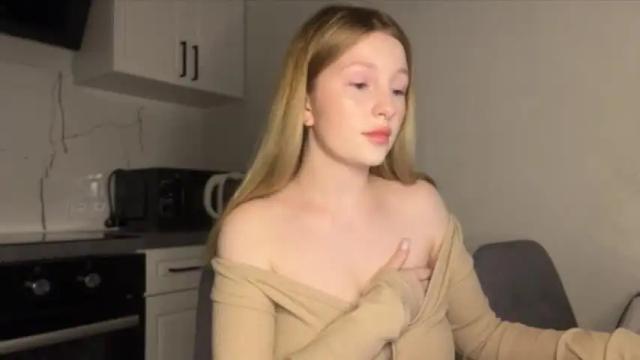 Image 3 of x__ivy_x Stream on Chaturbate on 13 months ago
