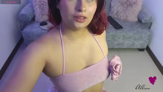 Image 7 of x_allison02x Stream on Chaturbate on 14 months ago