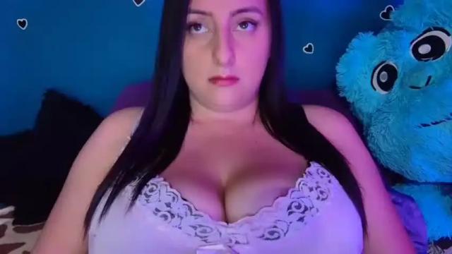 Image 4 of x_channel_x Stream on Chaturbate on 16 months ago
