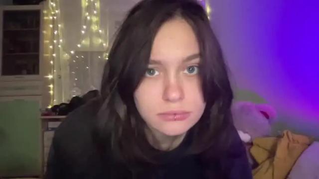 Image 12 of x_hellokitty_x Stream on Chaturbate on 16 months ago