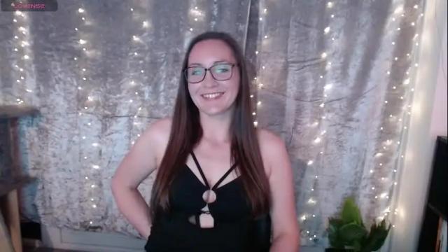 Image 4 of x_myla_x Stream on Chaturbate on 19 days ago