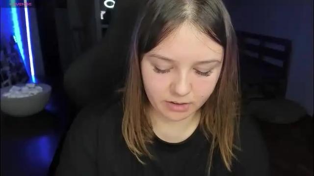 Image 3 of x_nirvana_x Stream on Chaturbate on 1 month ago