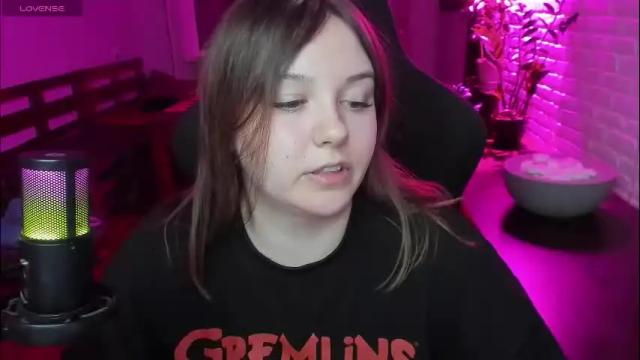 Image 2 of x_nirvana_x Stream on Chaturbate on 28 days ago