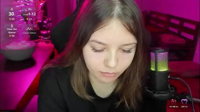 Image 3 of x_nirvana_x Stream on Chaturbate on 25 days ago