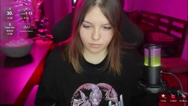 Image 8 of x_nirvana_x Stream on Chaturbate on 25 days ago