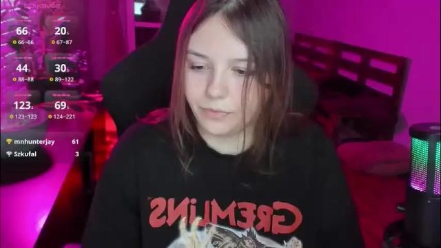 Image 11 of x_nirvana_x Stream on Chaturbate on 19 days ago