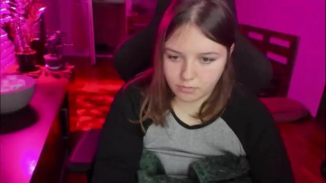 Image 12 of x_nirvana_x Stream on Chaturbate on 16 days ago