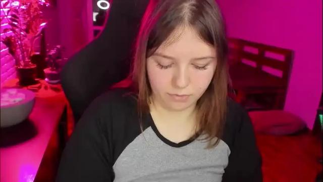 Image 2 of x_nirvana_x Stream on Chaturbate on 16 days ago