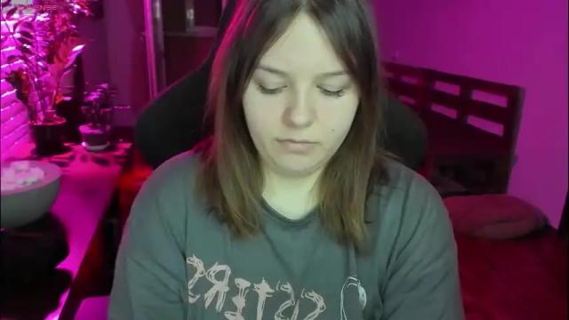 Image 3 of x_nirvana_x Stream on Chaturbate on 14 days ago