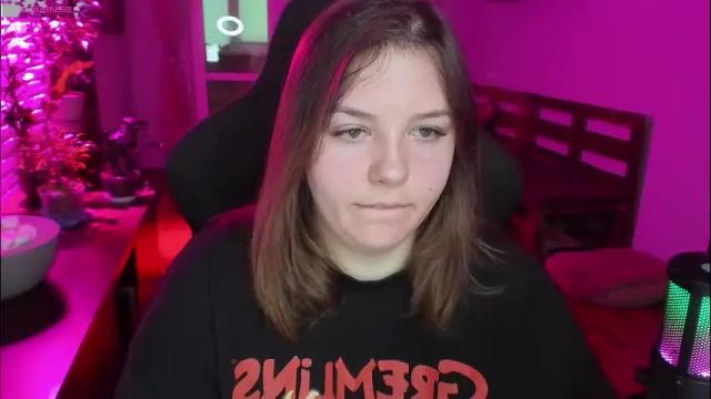 Image 3 of x_nirvana_x Stream on Chaturbate on 4 days ago