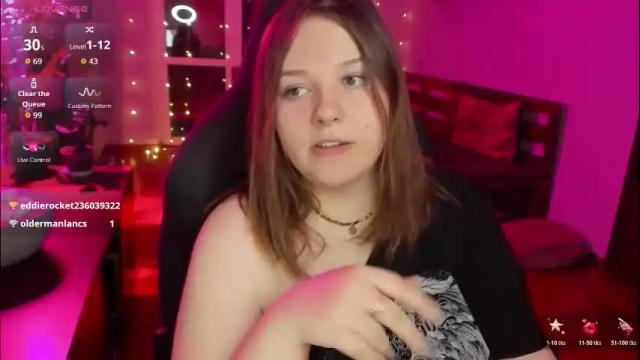 Image 12 of x_nirvana_x Stream on Chaturbate on 11 days ago