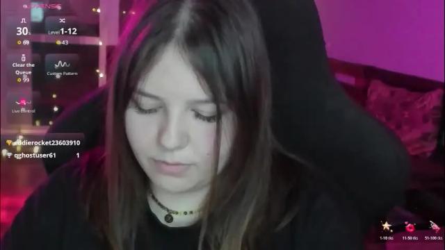 Image 6 of x_nirvana_x Stream on Chaturbate on 5 days ago