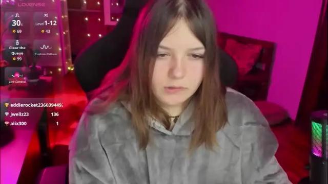 Image 3 of x_nirvana_x Stream on Chaturbate on 1 day ago