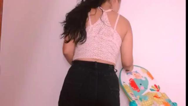 Image 4 of xalondra_queenx Stream on Chaturbate on 17 months ago