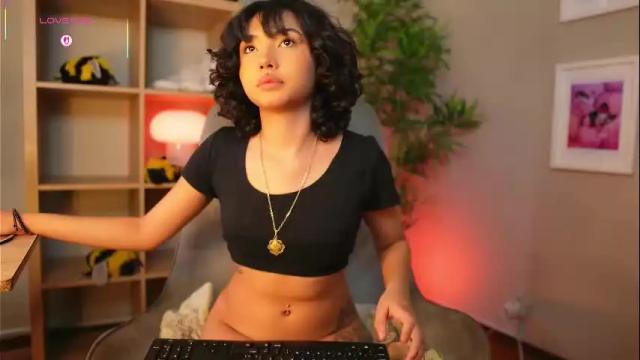 Image 8 of xamixa Stream on Chaturbate on 17 days ago