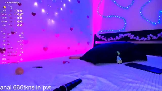 Image 6 of xassmi Stream on Chaturbate on 25 months ago