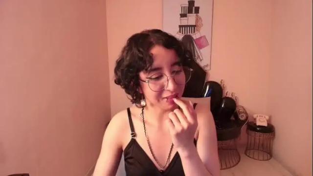 Image 4 of xayah_77 Stream on Chaturbate on 1 month ago