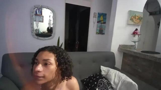 Image 3 of xayah_y_rakan Stream on Chaturbate on 14 months ago