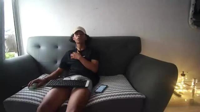 Image 8 of xayah_y_rakan Stream on Chaturbate on 14 months ago