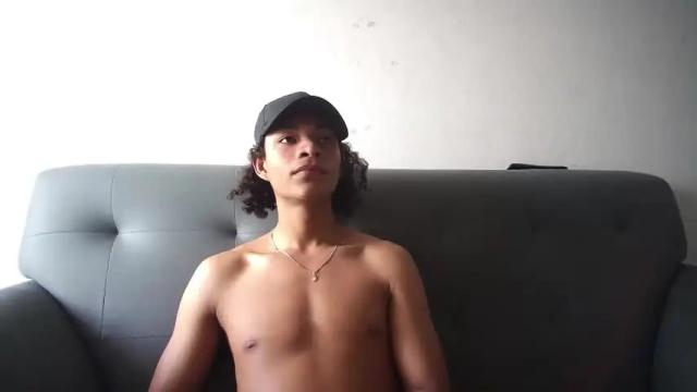 Image 8 of xayah_y_rakan Stream on Chaturbate on 14 months ago